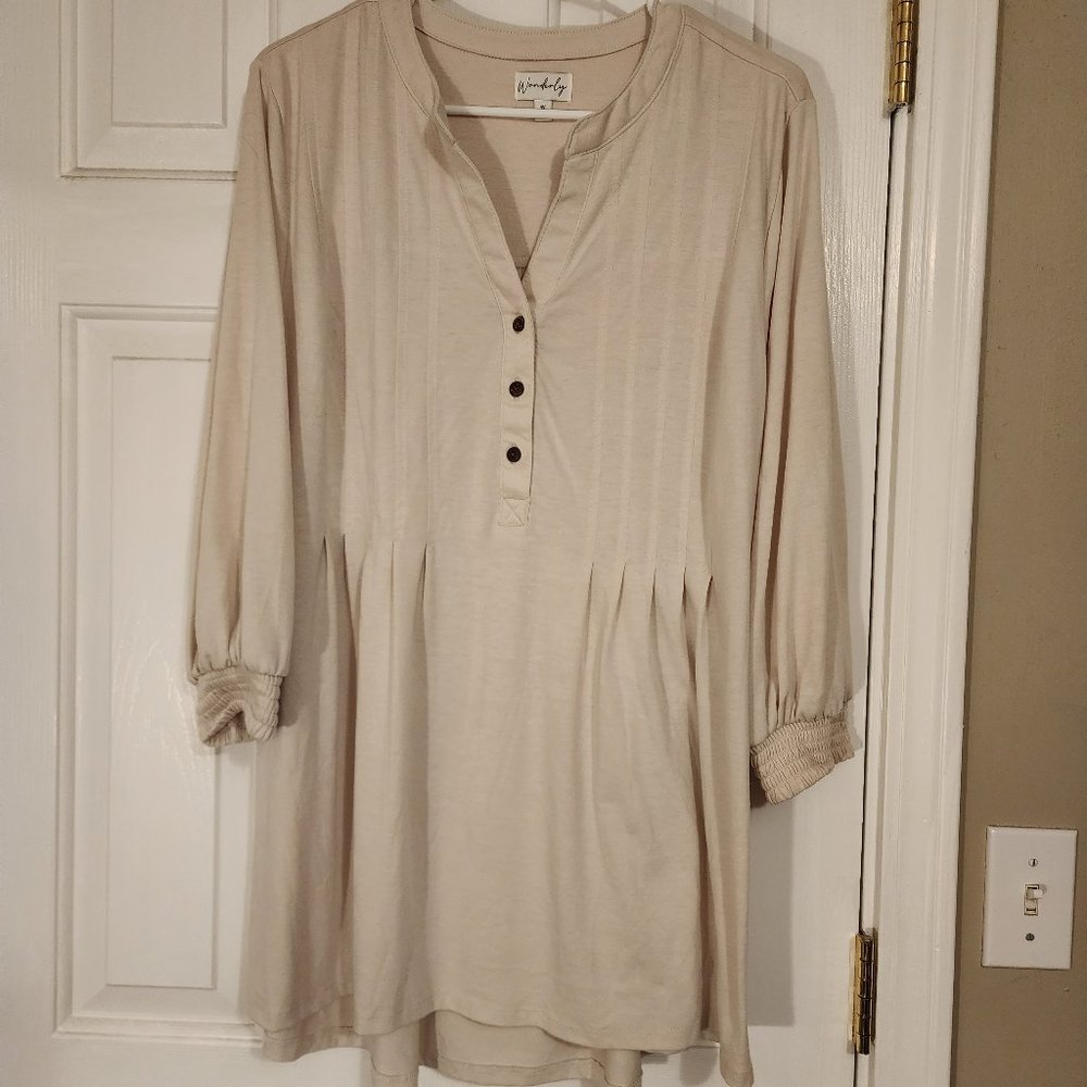 Wonderly, V-neck Tunic 3/4 sleeve